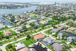 1500 Winterberry Dr, Marco Island, FL 34145 - Photo 39