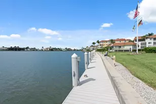 730 W Elkcam Cir, Marco Island, FL 34145 - Photo 27