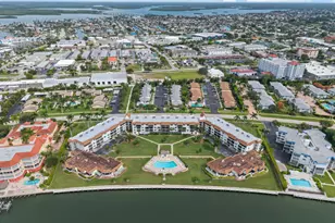 730 W Elkcam Cir, Marco Island, FL 34145 - Photo 33