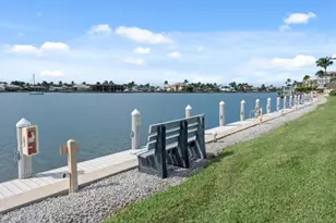 730 W Elkcam Cir, Marco Island, FL 34145 - Photo 25