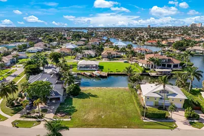 128 S Bahama Avenue #5, Marco Island, FL 34145 - Photo 7