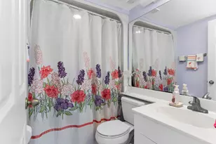 409 Gabriel Cir, Naples, FL 34104 - Photo 17