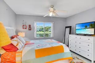 409 Gabriel Cir, Naples, FL 34104 - Photo 13