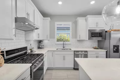 2191 Yellowfin Circle, Naples, FL 34114 - Photo 5