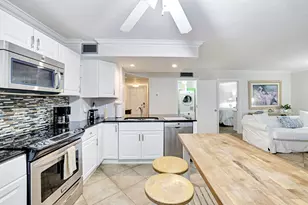 1085 Bald Eagle Dr, Marco Island, FL 34145 - Photo 9