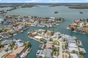 580 Goldcoast Ct, Marco Island, FL 34145 - Photo 57