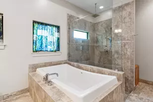 580 Goldcoast Ct, Marco Island, FL 34145 - Photo 25