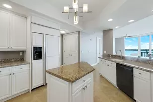 700 La Peninsula Blvd, Naples, FL 34113 - Photo 7