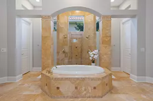 8604 Majorca Ln, Naples, FL 34114 - Photo 19