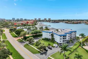 710 W Elkcam Cir, Marco Island, FL 34145 - Photo 25