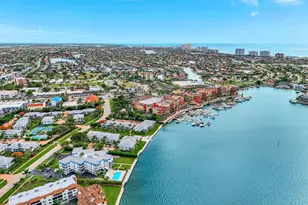 710 W Elkcam Cir, Marco Island, FL 34145 - Photo 23