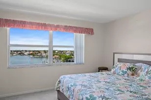 897 Collier Ct, Marco Island, FL 34145 - Photo 19