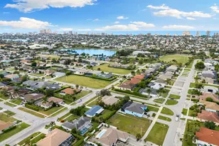 1460 Biscayne Way, Marco Island, FL 34145 - Photo 31