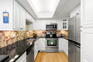 380 Seaview Ct, Marco Island, FL 34145 - Photo 9