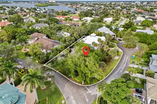 380 Periwinkle Ct, Marco Island, FL 34145 - Photo 35