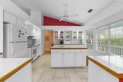 380 Periwinkle Court, Marco Island, FL 34145 - Photo 11