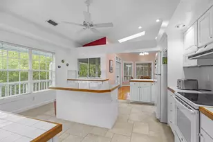 380 Periwinkle Ct, Marco Island, FL 34145 - Photo 13