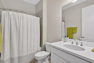 18725 Lake Hammock Dr, Naples, FL 34114 - Photo 19