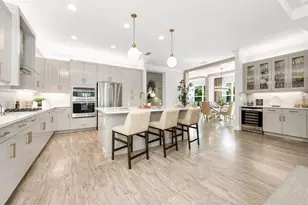 11241 Daphne Ct, Naples, FL 34120 - Photo 3