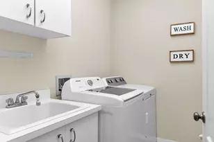 196 Richmond Ct, Marco Island, FL 34145 - Photo 17