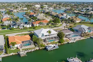 436 Driftwood Ct, Marco Island, FL 34145 - Photo 43