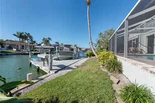 436 Driftwood Ct, Marco Island, FL 34145 - Photo 31