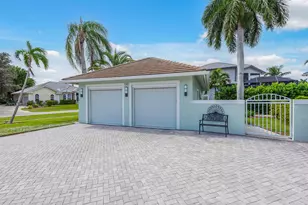 200 N Barfield Dr, Marco Island, FL 34145 - Photo 35