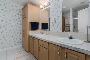 255 Riverwood Rd, Naples, FL 34114 - Photo 21