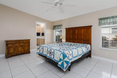 255 Riverwood Road, Naples, FL 34114 - Photo 19