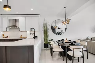 533 La Peninsula Blvd, Naples, FL 34113 - Photo 5