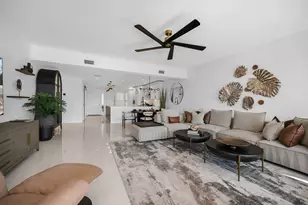 533 La Peninsula Blvd, Naples, FL 34113 - Photo 13