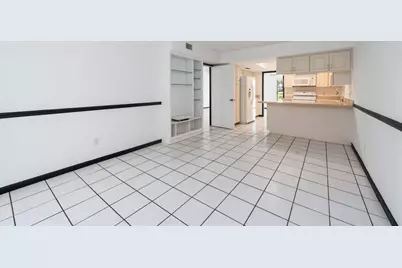 494 Bristle Cone Lane #48, Naples, FL 34113 - Photo 5