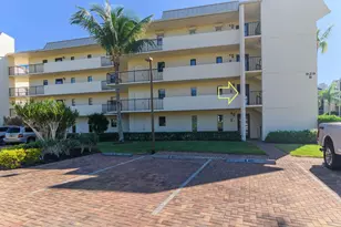 929 Collier Ct, Marco Island, FL 34145 - Photo 3