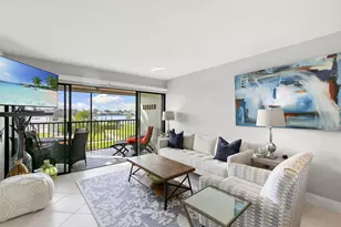 730 W Elkcam Cir, Marco Island, FL 34145 - Photo 9