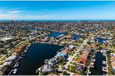 1819 Maywood Court, Marco Island, FL 34145 - Photo 49