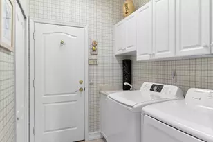 1819 Maywood Ct, Marco Island, FL 34145 - Photo 17