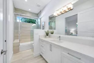 2100 Curtis St, Naples, FL 34112 - Photo 19