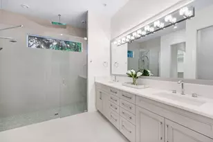 2100 Curtis St, Naples, FL 34112 - Photo 15