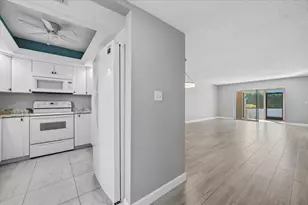 5757 Gage Ln, Naples, FL 34113 - Photo 11