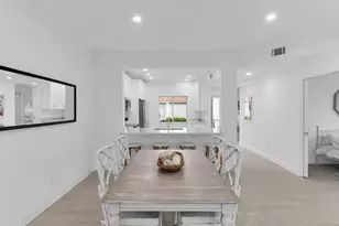 700 Saratoga Cir, Naples, FL 34104 - Photo 7