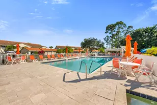 700 Saratoga Cir, Naples, FL 34104 - Photo 17