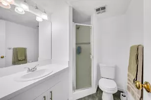 1086 Forest Lakes Dr, Naples, FL 34105 - Photo 23