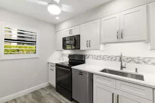 991 Collier Ct, Marco Island, FL 34145 - Photo 13