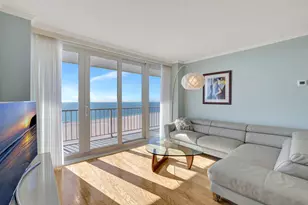 140 Seaview Ct, Marco Island, FL 34145 - Photo 7