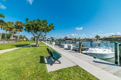 380 Seaview Court #910, Marco Island, FL 34145 - Photo 27