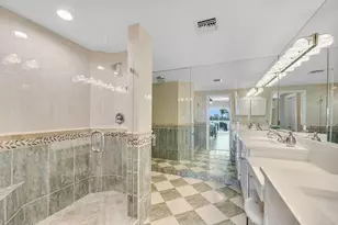 816 W Elkcam Cir, Marco Island, FL 34145 - Photo 19