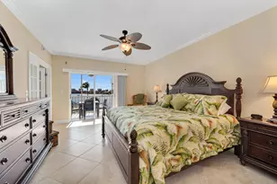 816 W Elkcam Cir, Marco Island, FL 34145 - Photo 15