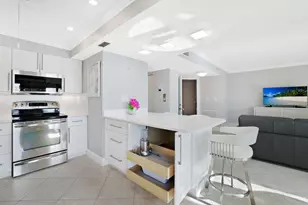 1528 Mainsail, Naples, FL 34114 - Photo 5