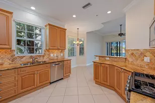 9235 Tesoro Ln, Naples, FL 34114 - Photo 11