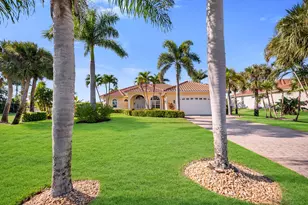 18031 Royal Tree Pkwy, Naples, FL 34114 - Photo 41